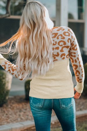 Оранжевый свитер с леопардовым узором в стиле колорблок