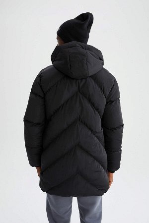 Водоотталкивающее надувное пальто с капюшоном Regular Fit Parka