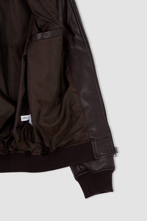 Куртка-бомбер Slim Fit из искусственной кожи с воротником-колледжем
