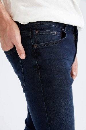 Джинсы Carlo Skinny Fit с нормальной талией и узкими штанинами из экологически чистых материалов