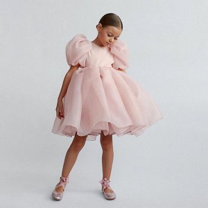 Нарядное нежное платье с рукавами- фонариками розовое