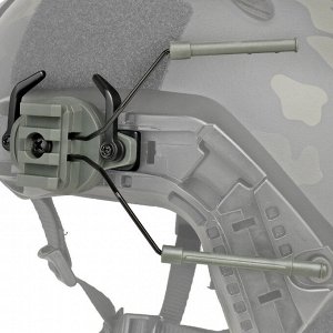 Крепление для активных наушников на шлем (олива), - Подходит для большинства современных баллистических шлемов. Имеется RIS-планка для установки дополнительного оборудования: фонаря, экшн камеры, опти
