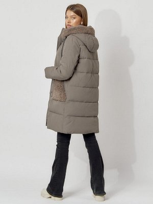 Пальто утепленное с капюшоном зимнее женское  коричневого цвета 442197K