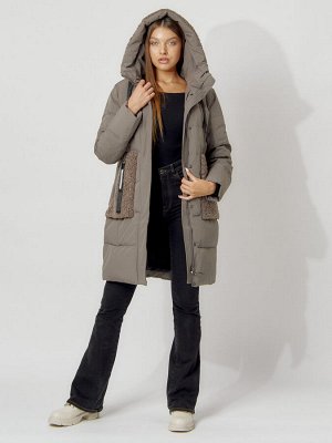 Пальто утепленное с капюшоном зимнее женское  коричневого цвета 442197K