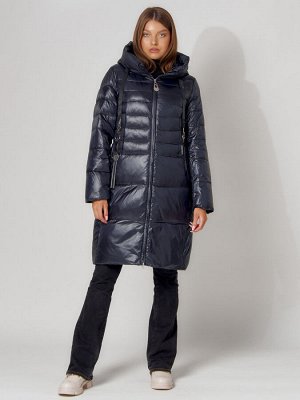 Пальто утепленное с капюшоном зимние женское  темно-синего цвета 442116TS