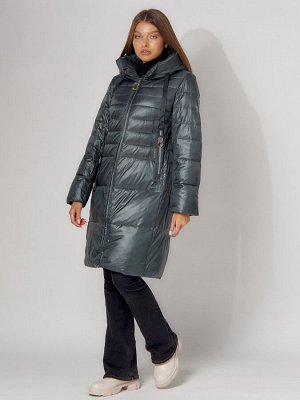 MTFORCE Пальто утепленное с капюшоном зимние женское  темно-зеленого цвета 442116TZ