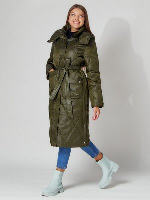 Пальто утепленное стеганое зимнее женское  темно-зеленого цвета 448601TZ