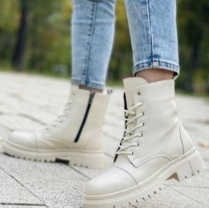 Ботинки зимние белые