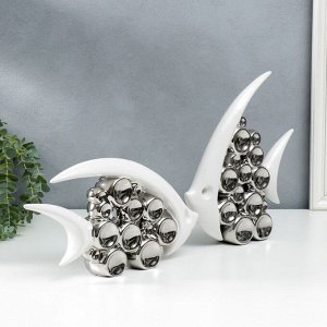 Сувенир керамика "Две рыбки - пузырьки" белый с серебром набор 2 шт 17,5х32 27,5х26 см