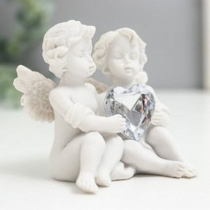 Сувенир полистоун "Ангелочки с хрустальным сердцем" 6,5х7,5х5 см МИКС