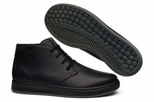 Мужские ботинки, черные