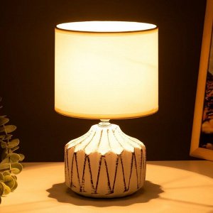 Настольная лампа "Бриджет" Е14 40Вт белый 15х15х25 см RISALUX