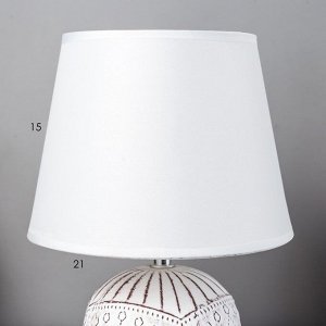 Настольная лампа "Каролина" Е14 40Вт белый 20х20х30 см RISALUX
