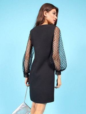 Платье Цвет:  черный; без застежки Длина по спинке  90 см; Состав: 55% вискоза 40% полиамид 5% эластан;