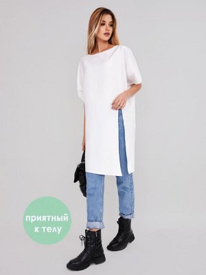 Блуза Цвет:  молочный; без застежки Длина по спинке  67,0 см.; Состав: 55% вискоза 40% полиамид 5% эластан;