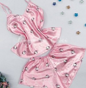 Пижама Пижама —не только одежда для сна, но и один из самых комфортных комплектов для дома, в который можно облачиться после сложного рабочего дня. Пижаму можно использовать не только для сна, но и ка