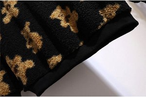Женский свитер, принт "Медведи плюшевые", цвет черный