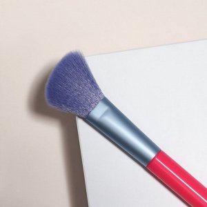 Кисть для макияжа, скошенная «PENCIL», 15 см, цвет розовый/фиолетовый