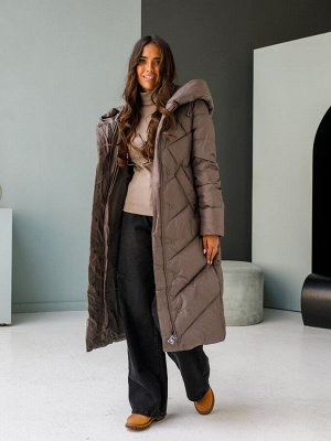 Женская зимняя куртка коричневый