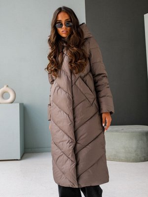 Женская зимняя куртка коричневый