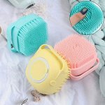 Силиконовая щетка для мытья животных