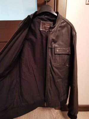 Кожаная куртка, отличного качества, размер 48