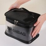 Косметичка непромокаемая в стильном дизайне квадратная, цвет черный