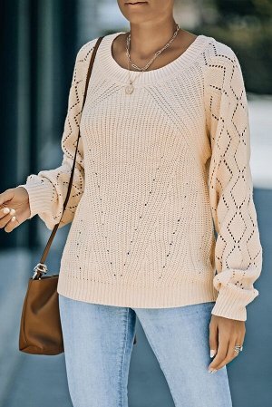 Бежевый вязаный свитер с длинным рукавом и круглым вырезом