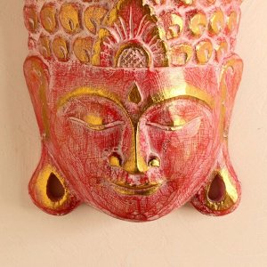 Сувенир "Маска Будды" 30 см, дерево албезия, розовый