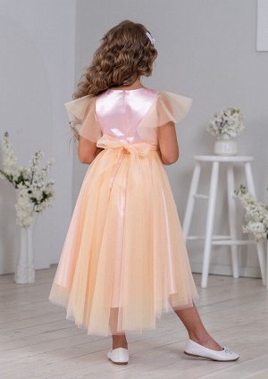 Платье из однотонной атласной ткани, комбинированное с верхним слоем  сетки, цвет персиковый