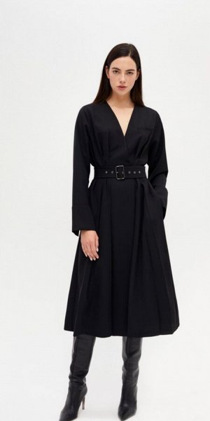 Платье черное с поясом