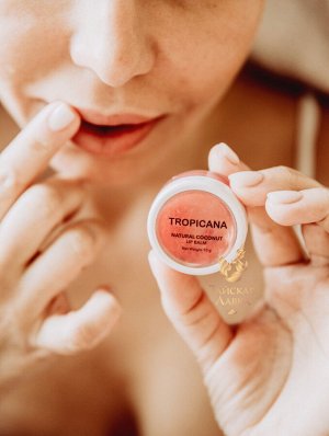 Бальзам для губ с кокосовым маслом "Веселая Шелковица" Tropicana/ Tropicana Natural Coconut Lip Balm Mulberry Cheerful