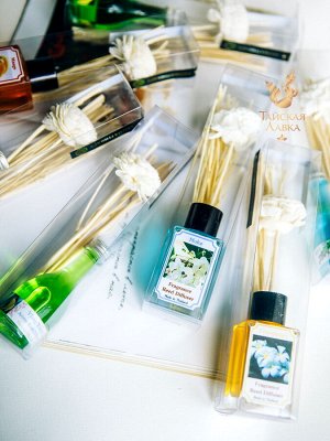 Аромадиффузор "Цветок Мок" на эфирном масле с ротанговыми палочками / Natural Reed Diffuser Mok
