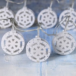 Luazon Lighting Гирлянда «Нить» 2 м с насадками «Снежинка», IP20, прозрачная нить, 10 LED, батарейки AAх2 (нет в комплекте), свечение тёплое белое
