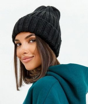 Шапка женская вязаная