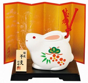 MATSUMOTO - белый кролик с ширмой и подставкой