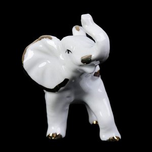 Сувенир керамика "Белый слон с золотыми бивнями" 5,7х8х3 см