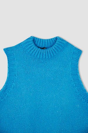 Очень мягкий укороченный трикотажный свитер Cool Slim Fit с круглым вырезом без рукавов