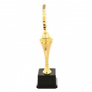 Кубок 177C, наградная фигура, золото, подставка пластик, 32,6 x 8,5 x 8,5 см.