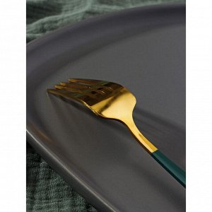 Вилка столовая Magistro «Блинк», 21,5?3 см, на подвесе, зелёная ручка, цвет металла золотой