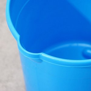 Ведро хозяйственное со сливом, 7 л, d=23 см, h=23 см, пластик, голубое
