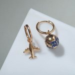 Серьги эмаль &quot;Брелок&quot; самолет и планета, цвет синий в золоте
