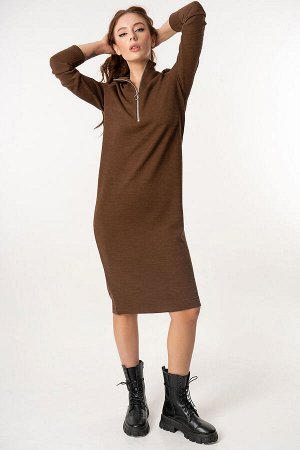 Платье трикотажное прямое миди с длинным рукавом шоколад