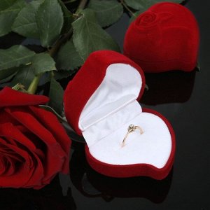 Футляр бархатный под кольцо "Сердце, роза", 6*6*3, цвет красный, вставка белая