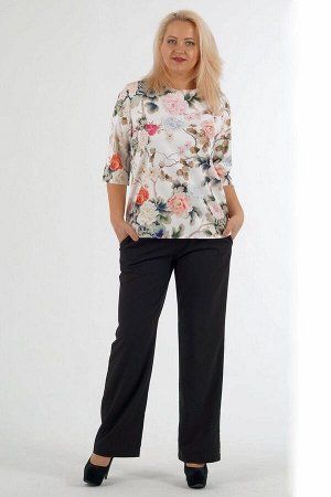 Блуза Красивая блуза выполнена из эластичной блузочной ткани. Вырез горловины лодочка. Рукав 3/4 49 см. на манжете. Низ на завязке. Без застёжки. Без подклада. ДИ в 48 р 65 см., в 50-52 р 68 см, в 54-