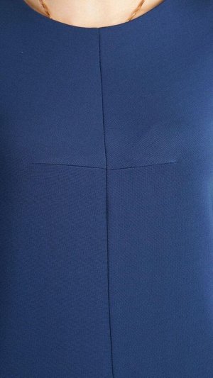 Блуза Блуза из плотного трикотажного полотна. Расцветка тёмно-синий. Круглый вырез горловины. Вытачка по груди. Без застёжки. Рукав короткий, длина 28 см. ДИ в 42-44 р 63 см, в 46-48 р 65 см, в 50-54 