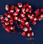Ветка с ягодами 8 см набор 8 шт заснеженными красными