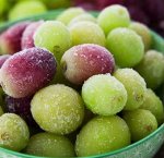 Виноград зеленый замороженный