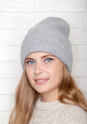 Женская шапка
