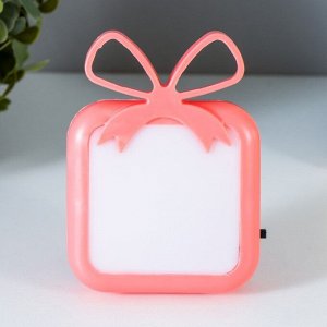 Ночник "Подарок" 4xLED розовый 6,5х5,5х9 см